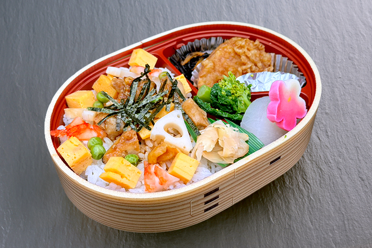 わっぱ寿司弁当 うらら